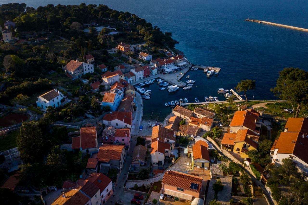 Apartments Antje Veli Losinj Bagian luar foto