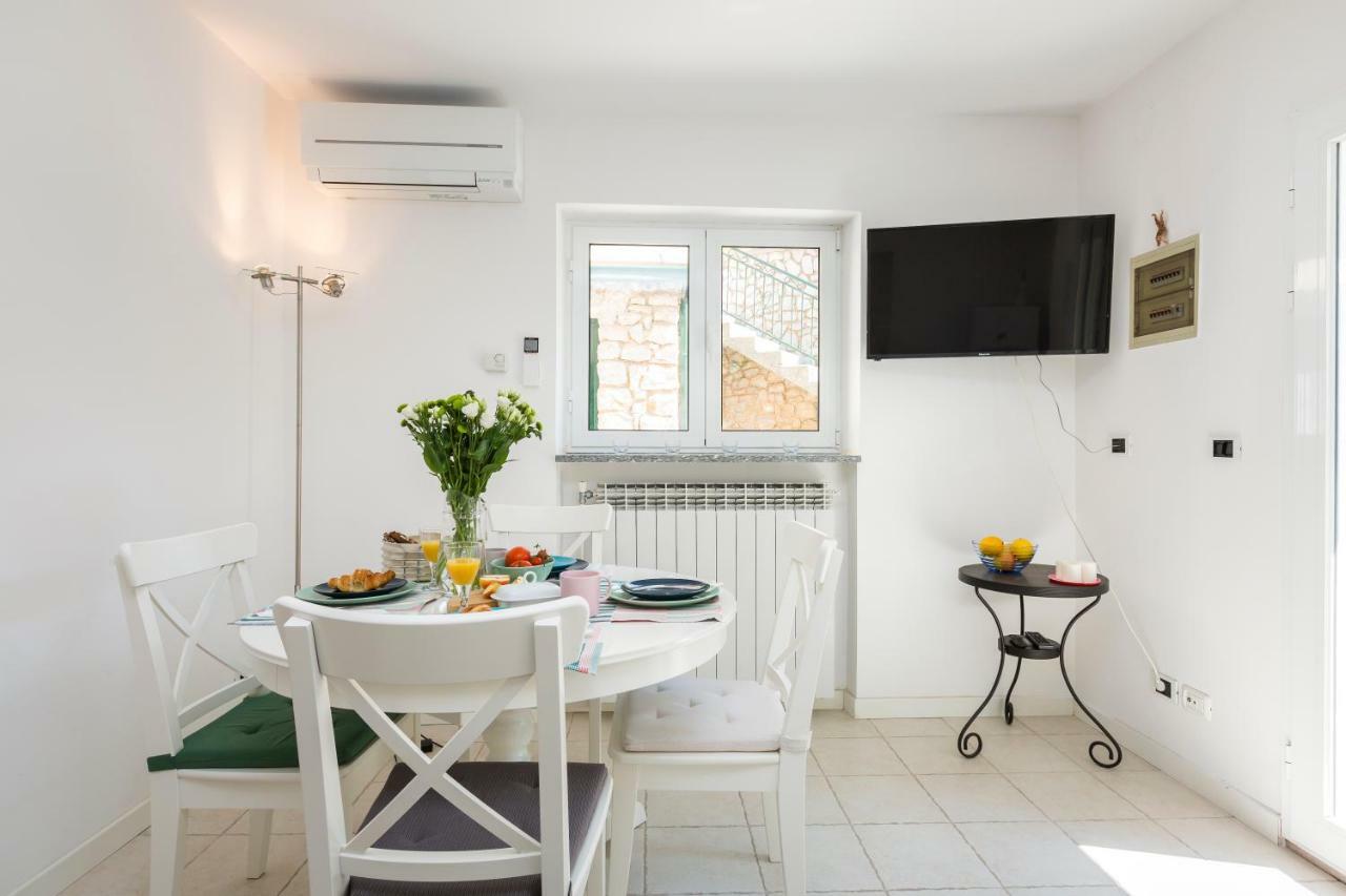 Apartments Antje Veli Losinj Bagian luar foto